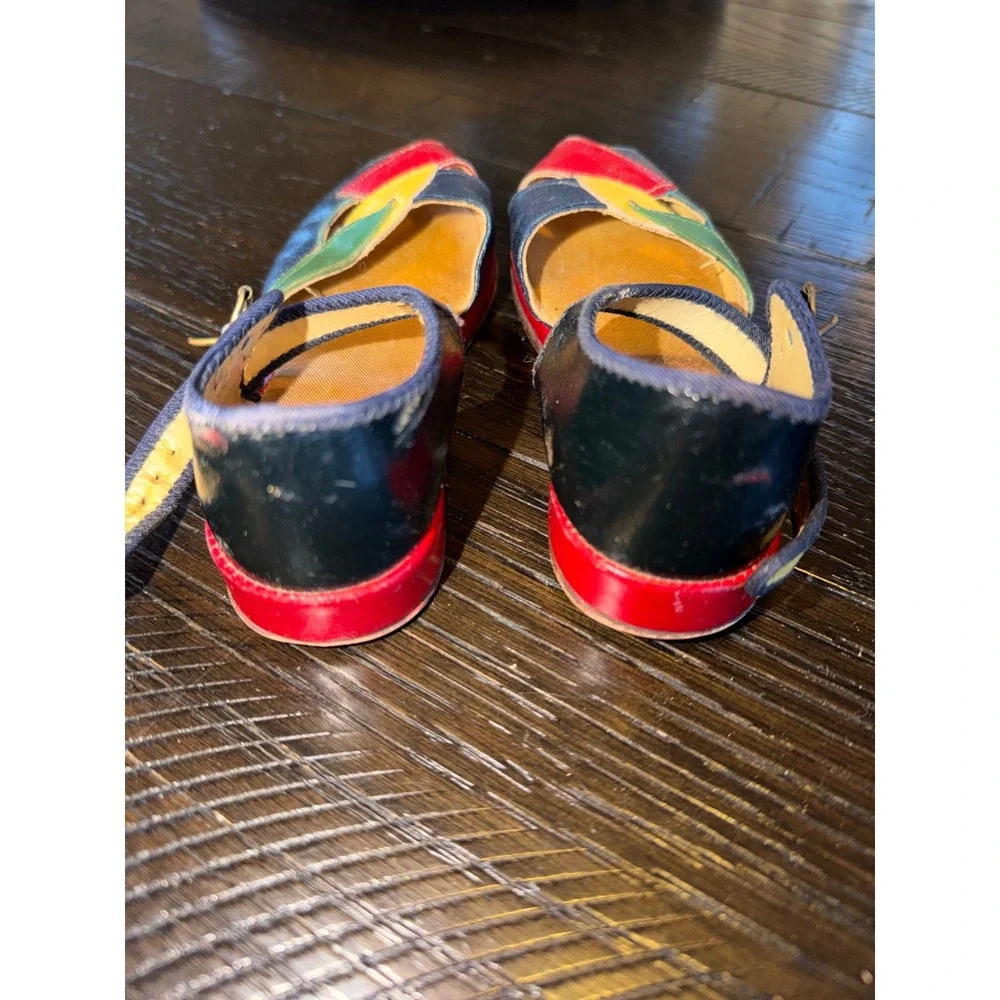 Vintage Girls Leather Sandals Size 7.5 Color Block Leather Display Decor Shoes